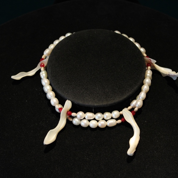 White Cultured Pearls 7mm Shell Accents - Picture 6 of 8